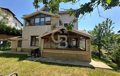 SATILIK DÜZCE AKÇAKOCA HAVUZLU SİTE İÇİ 6+2 MÜSTAKİL VİLLA