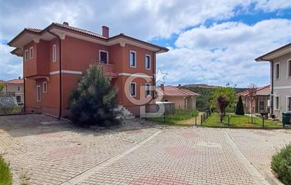 RİVA'DA KİRALIK MÜSTAKİL VİLLA HAVUZLU SİTE İÇİNDE 