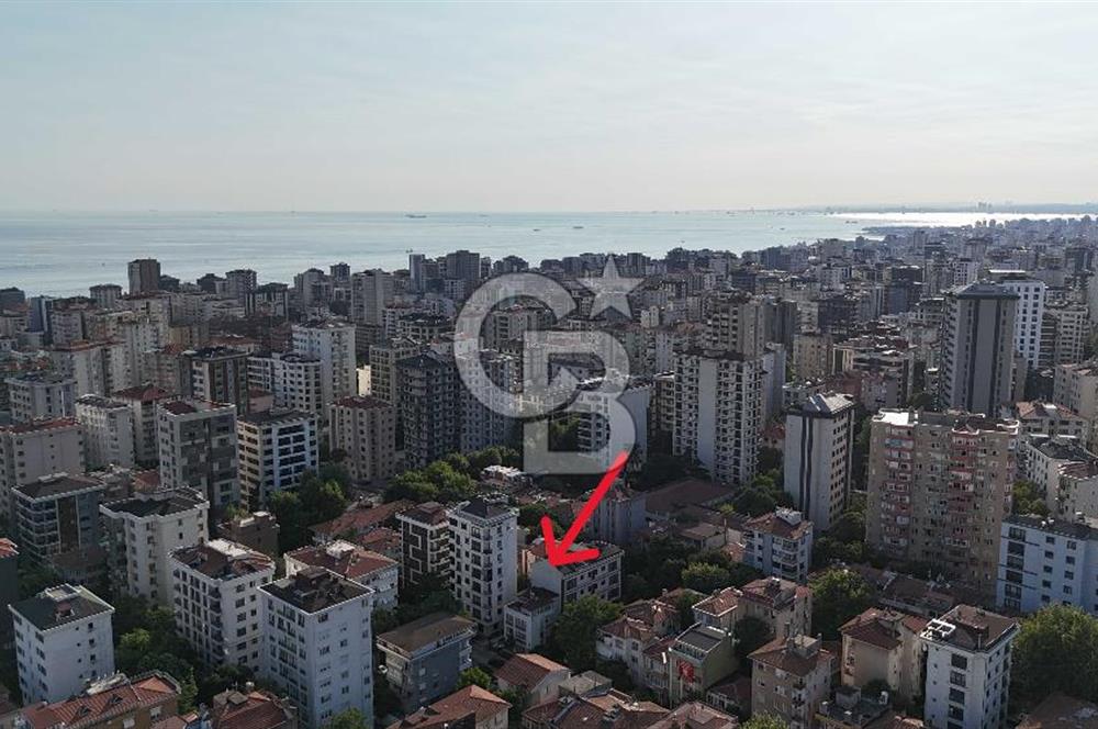 Suadiye'de Konum Avantajlı , Teraslı , İki Ayrı Girişli,  3+1 Çatı Dubleksi 