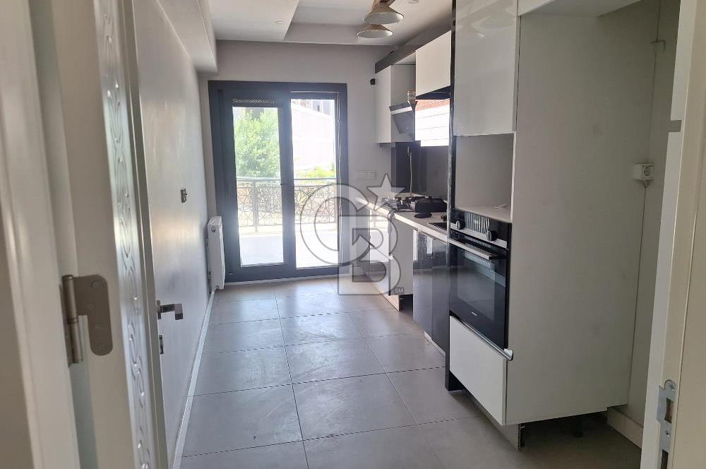 Menemen Ulukent de havuzlu 3+1  daire