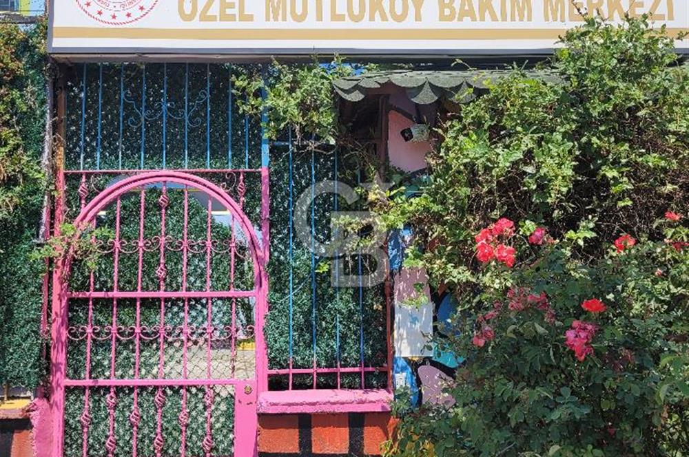 Menemen Komple Satılık Bina ve Ticari Arsa