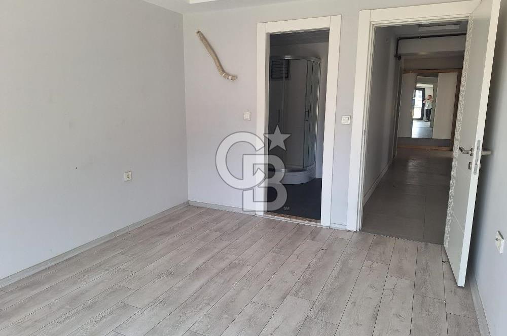 Menemen Ulukent de havuzlu 3+1  daire