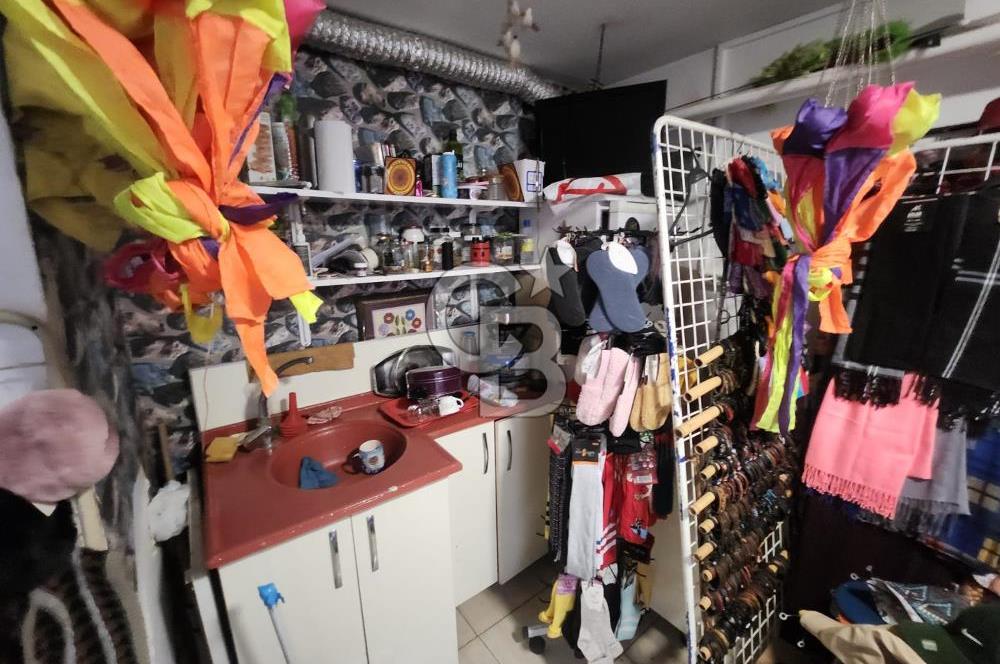 İZMİR GÖZTEPE'DE SATILIK 11 m2 DÜKKAN