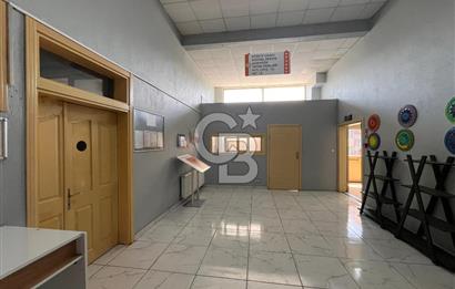 Menemen Komple Satılık Bina ve Ticari Arsa