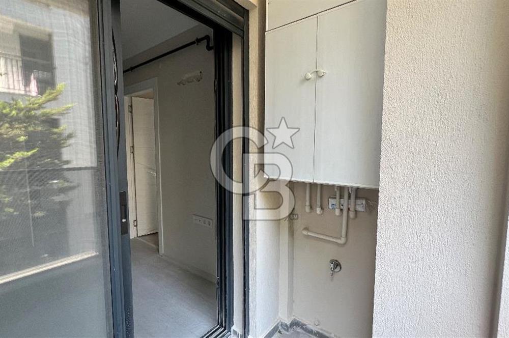 Bostanlı Sahile 50 Metre 2+1 Ara Kat Satılık Sıfır Daire