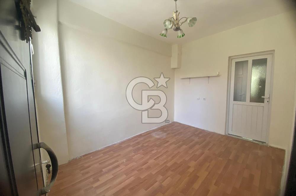 KONAK GÜRÇEŞMEDE YATIRIMLIK SATILIK KOMPLE BİNA