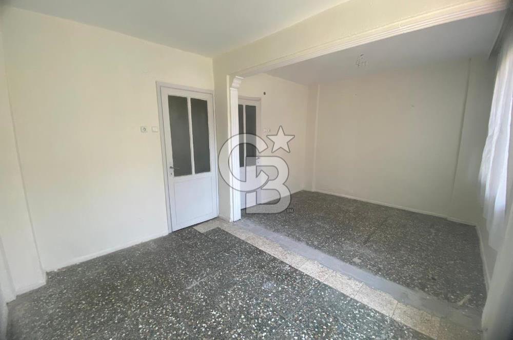 KONAK GÜRÇEŞMEDE YATIRIMLIK SATILIK KOMPLE BİNA