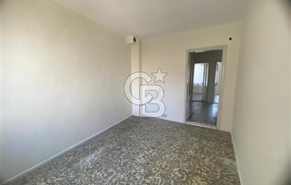 KONAK GÜRÇEŞMEDE YATIRIMLIK SATILIK KOMPLE BİNA
