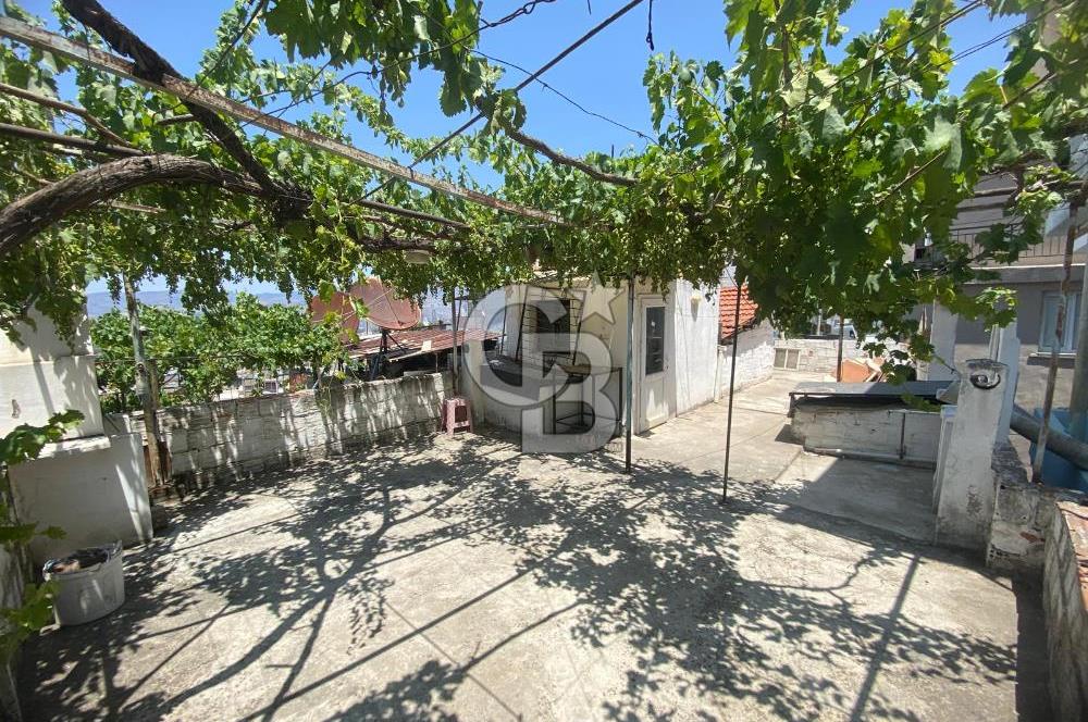 KONAK GÜRÇEŞMEDE YATIRIMLIK SATILIK KOMPLE BİNA