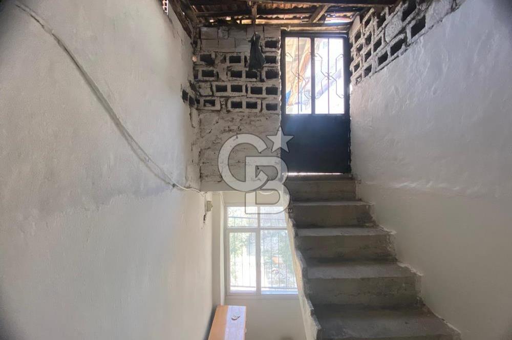 KONAK GÜRÇEŞMEDE YATIRIMLIK SATILIK KOMPLE BİNA