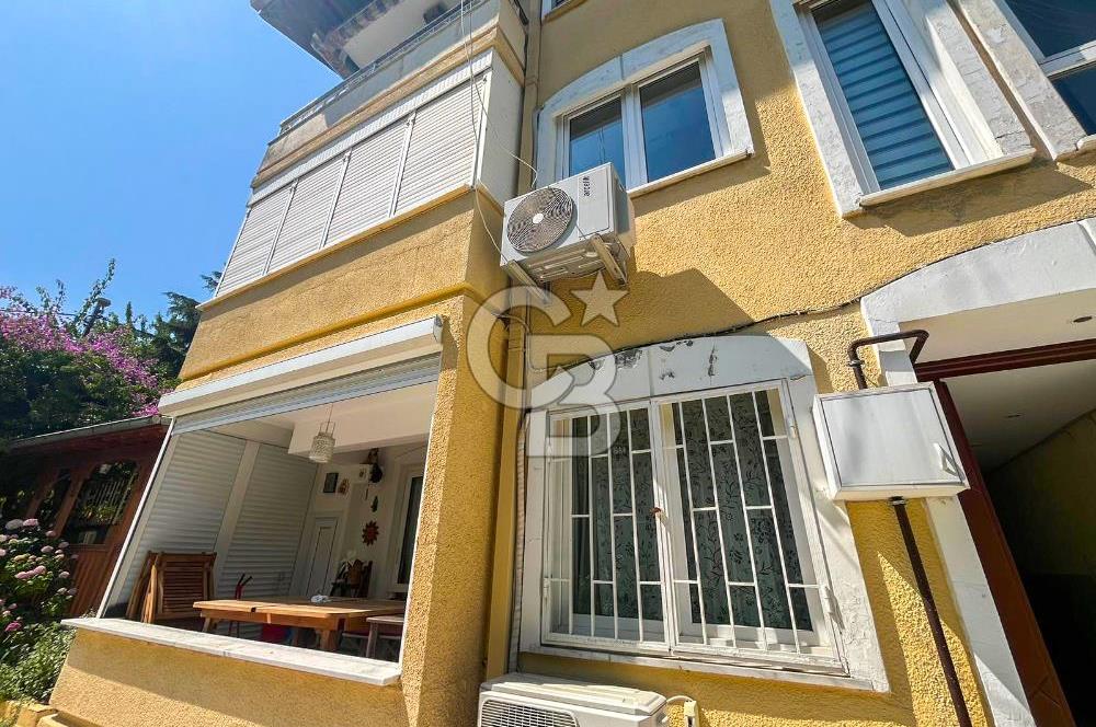 Büyükada'da İskeleye Yakın Mesafede Satılık 3+1 Satılık Daire 