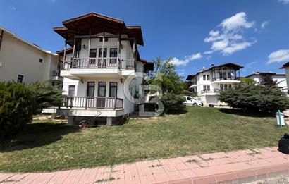 CB VİZYON SITKI ŞİMŞEK'TEN DOKTORLAR ST GÖL MANZARALI VİLLA