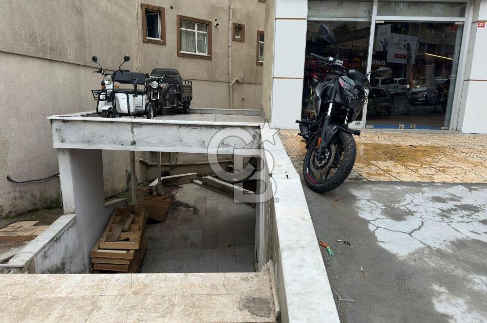 ÇEKMEKÖY-ÇAVUŞBAŞI CD-TABELA DEĞERİ YÜKSEK/600 M2-4 KATLI DÜKKAN