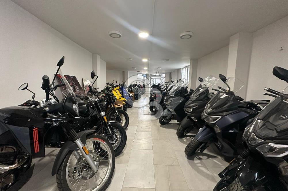 ÇEKMEKÖY-ÇAVUŞBAŞI CD-TABELA DEĞERİ YÜKSEK/600 M2-4 KATLI DÜKKAN
