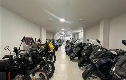 ÇEKMEKÖY-ÇAVUŞBAŞI CD-TABELA DEĞERİ YÜKSEK/600 M2-4 KATLI DÜKKAN