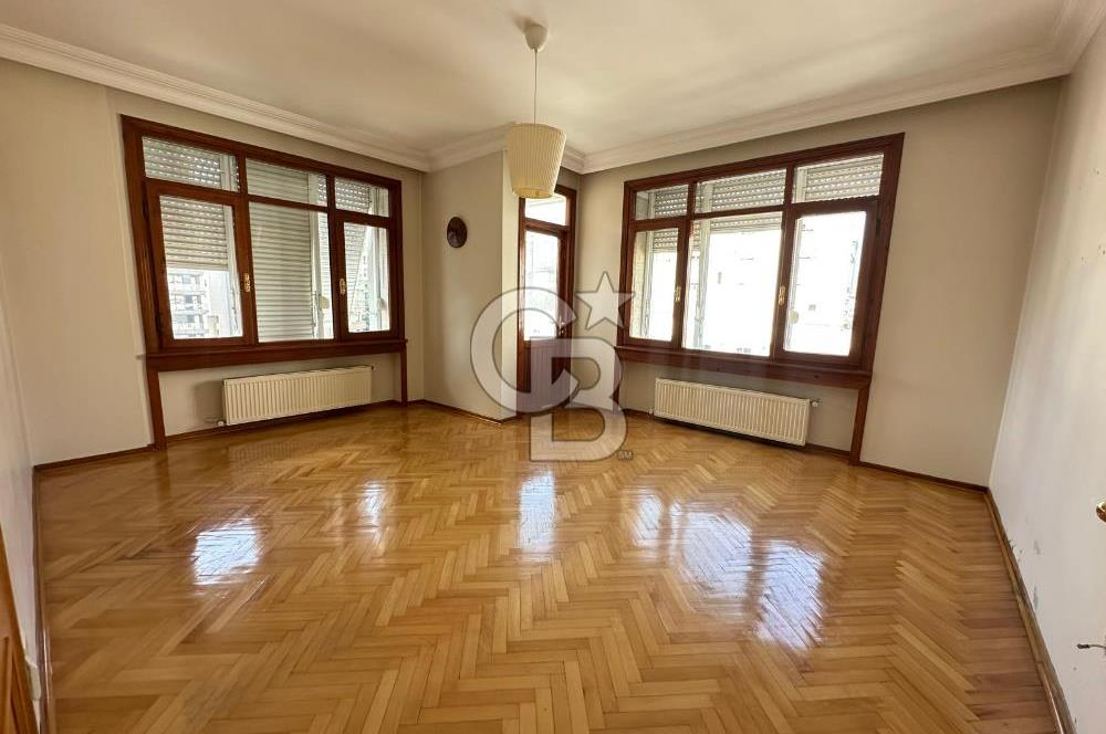 BAĞDAT CADDESİ YAKINI GÜNEY CEPHE, 2+1, BALKONLU DAİRE