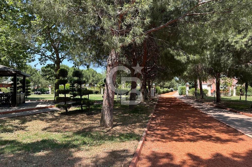BURSA;NİLÜFER,SAYGINKENT DE SATILIK HAVUZLU 4,5+1 DAİRE