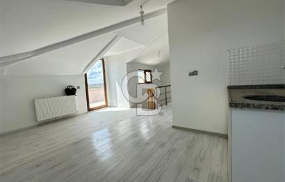 SANCAKTEPE ABDURRAHMANGAZİ DE 2+1 ÖNÜ KAPANMAZ DUBLEKS DAİRE