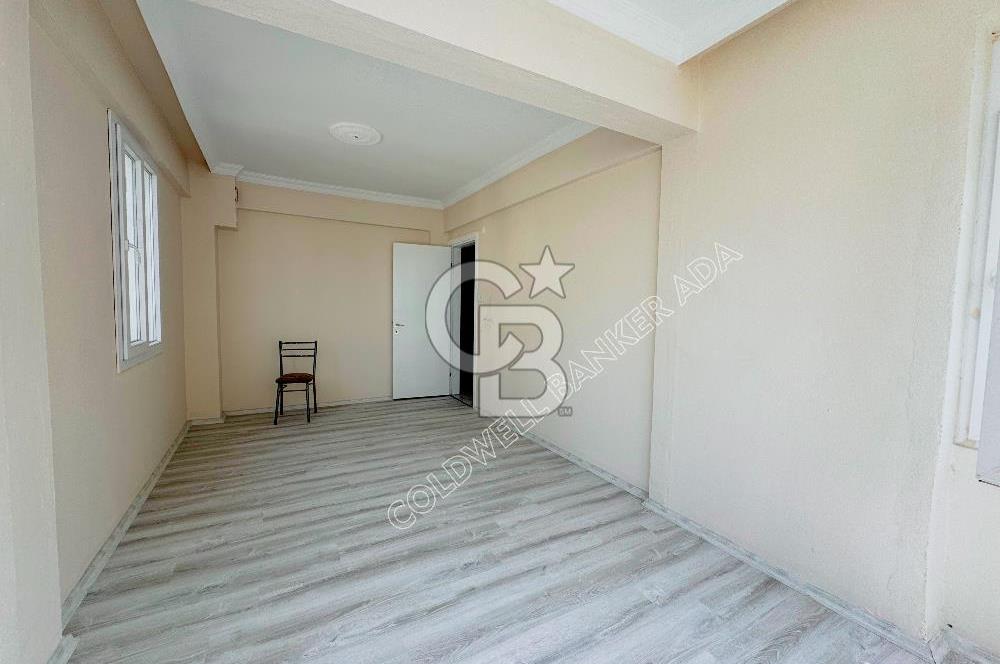 Kuşadası Merkezde Hem Yaşam Hem Gelir İçin İdeal Satılık 6+1 Villa Ve 2+1 Müştemilatı