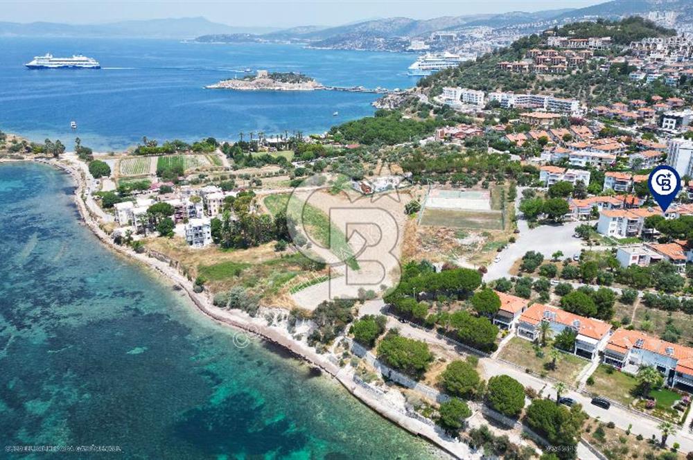 Kuşadasında Konumuyla ÖneÇıkan Satılık Bahçeli Ve Ferah 3+1Daire