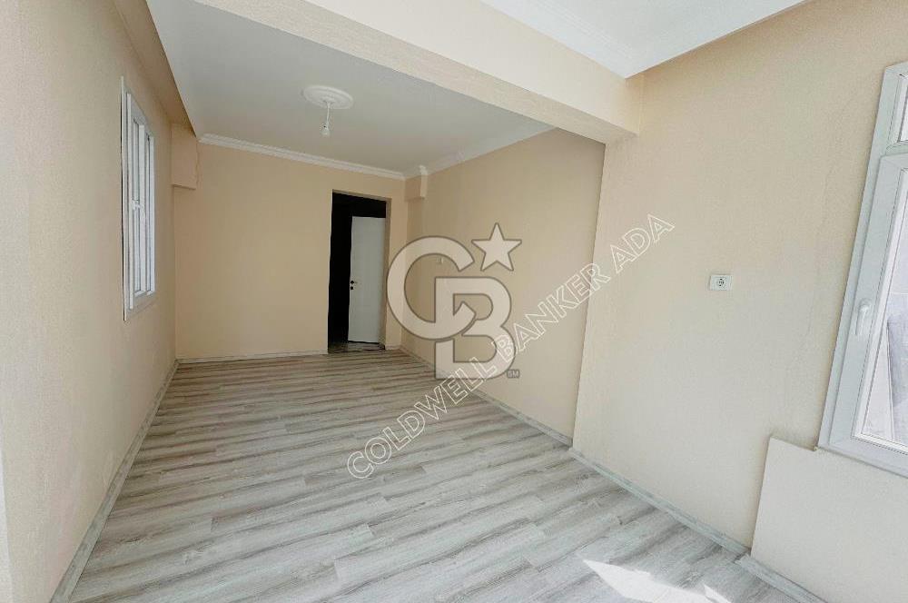 Kuşadası Merkezde Hem Yaşam Hem Gelir İçin İdeal Satılık 6+1 Villa Ve 2+1 Müştemilatı