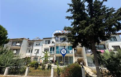 Kuşadasında Konumuyla ÖneÇıkan Satılık Bahçeli Ve Ferah 3+1Daire