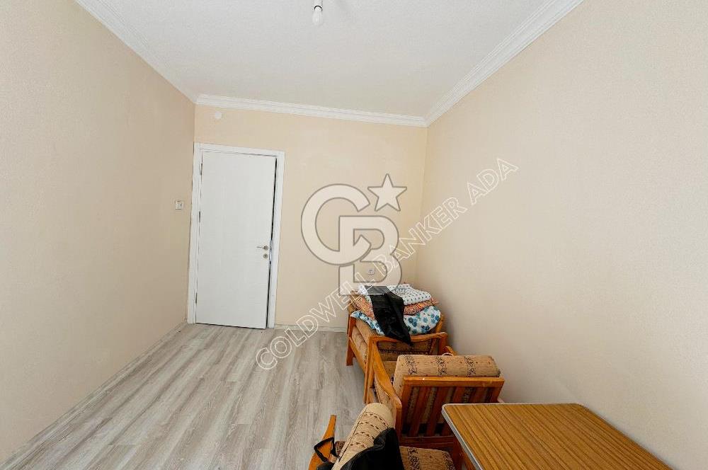 Kuşadası Merkezde Hem Yaşam Hem Gelir İçin İdeal Satılık 6+1 Villa Ve 2+1 Müştemilatı