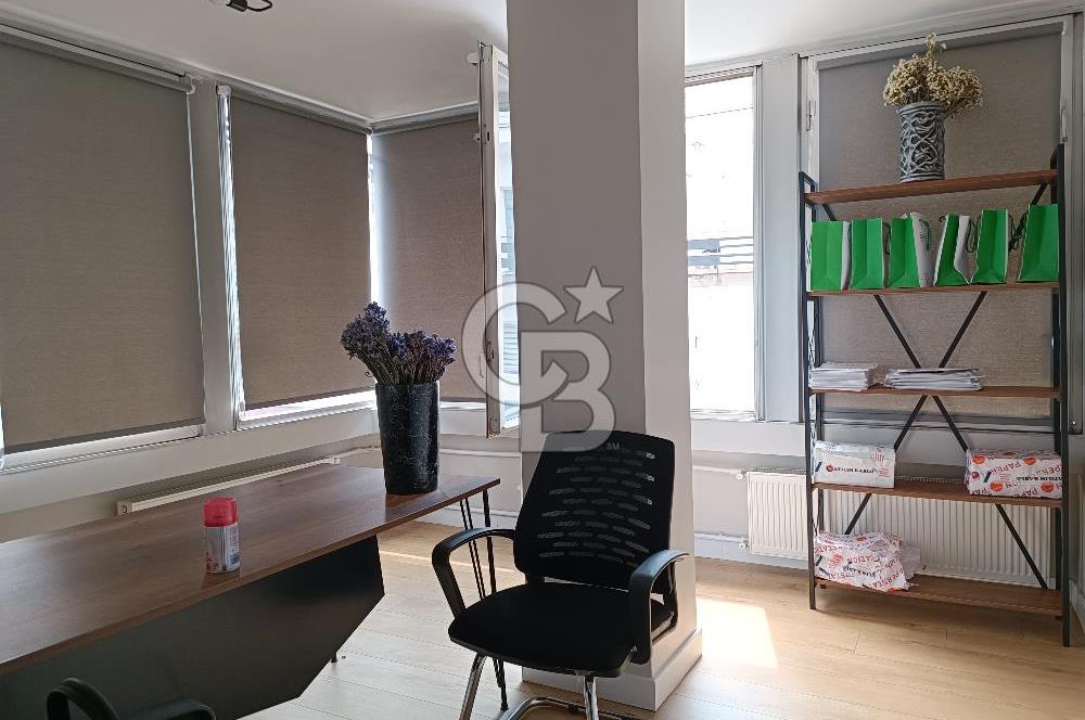 MODA ÇARŞISINDA, YAPILI VE BAKIMLI, 1+1 SATILIK OFİS