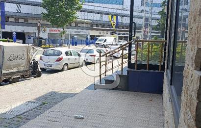 FENERBAHÇE STADININ KARŞISINDA GENİŞ DIŞ ALANLI DÜKKAN 