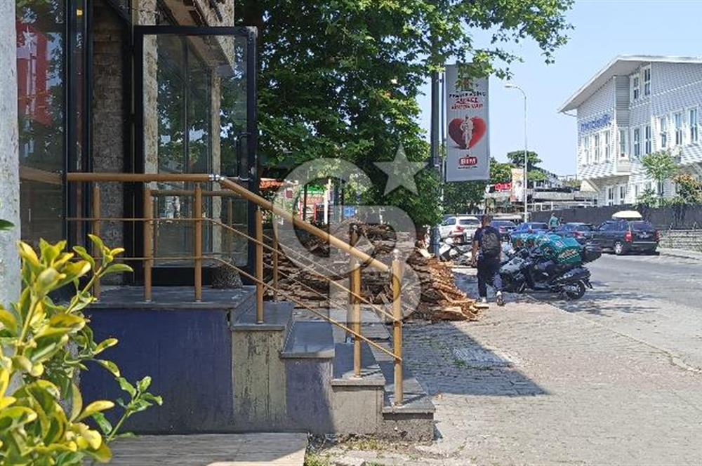FENERBAHÇE STADININ KARŞISINDA GENİŞ DIŞ ALANLI DÜKKAN 