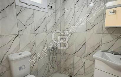 Kuşadası Merkezde Hem Yaşam Hem Gelir İçin İdeal Satılık 6+1 Villa Ve 2+1 Müştemilatı