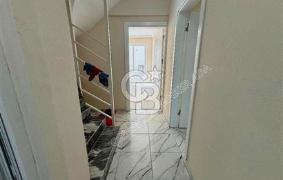 Kuşadası Merkezde Hem Yaşam Hem Gelir İçin İdeal Satılık 6+1 Villa Ve 2+1 Müştemilatı