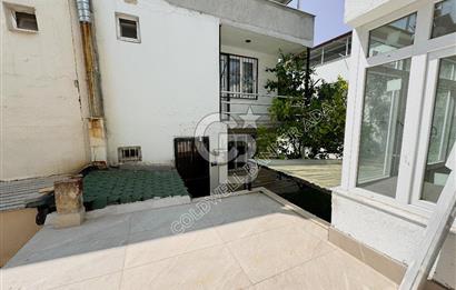 Kuşadası Merkezde Hem Yaşam Hem Gelir İçin İdeal Satılık 6+1 Villa Ve 2+1 Müştemilatı