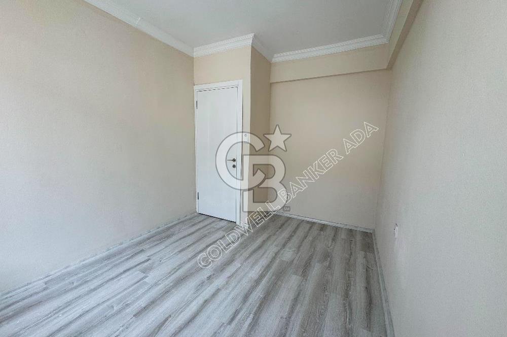 Kuşadası Merkezde Hem Yaşam Hem Gelir İçin İdeal Satılık 6+1 Villa Ve 2+1 Müştemilatı