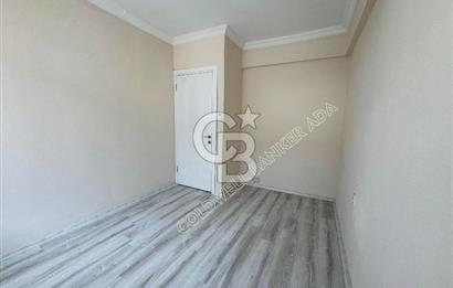 Kuşadası Merkezde Hem Yaşam Hem Gelir İçin İdeal Satılık 6+1 Villa Ve 2+1 Müştemilatı