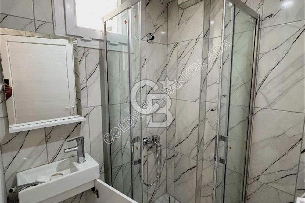 Kuşadası Merkezde Hem Yaşam Hem Gelir İçin İdeal Satılık 6+1 Villa Ve 2+1 Müştemilatı