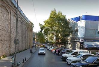 EMİNÖNÜ MERCAN' DA 30M2, KİRACISIZ SATILIK DÜKKAN