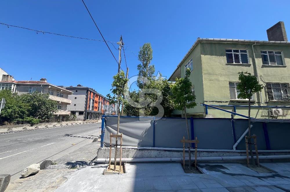 HADIMKÖY ŞEYH ŞAMİL CADDESİNDE SIFIR BİNADA KİRALIK 207m² DÜKKAN