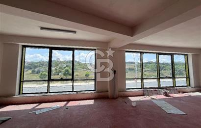 HADIMKÖY 899 M² CADDE ÜZERİ 5 KATLI KİRALIK PLAZA