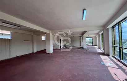 HADIMKÖY 899 M² CADDE ÜZERİ 5 KATLI KİRALIK PLAZA