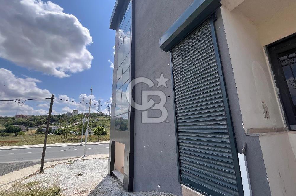 HADIMKÖY 899 M² CADDE ÜZERİ 5 KATLI KİRALIK PLAZA
