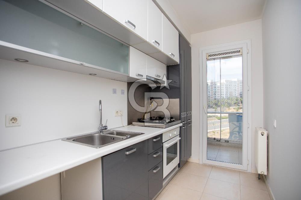 Karşıyaka Soyak Siesta Sitesinde Satılık 2+1 C Tip Daire