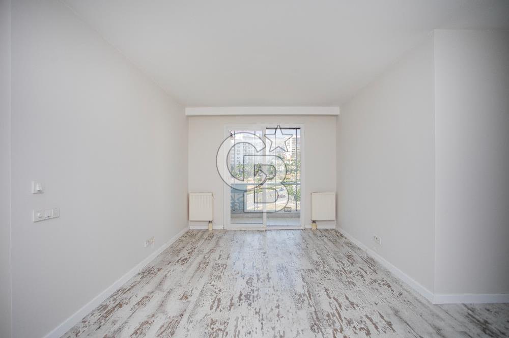 Karşıyaka Soyak Siesta Sitesinde Satılık 2+1 C Tip Daire