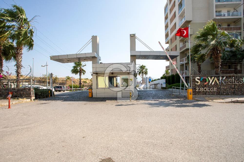 Karşıyaka Soyak Siesta Sitesinde Satılık 2+1 C Tip Daire