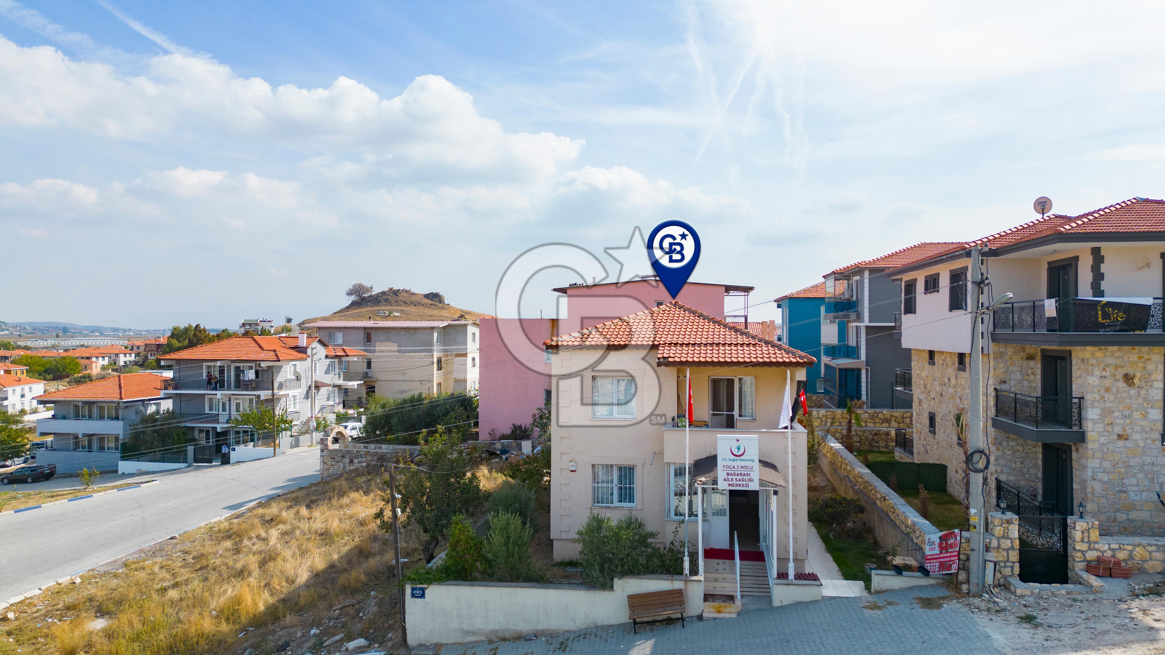 Foça Kazım Dirik Mah. Satılık 1+1 Daire