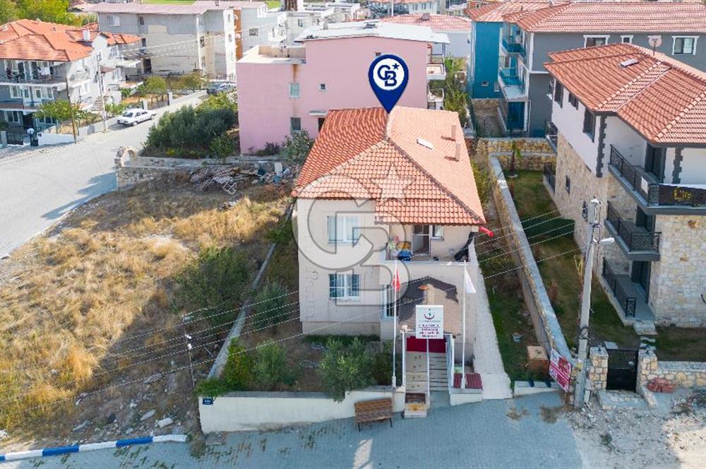 Foça Kazım Dirik Mah. Satılık 1+1 Daire