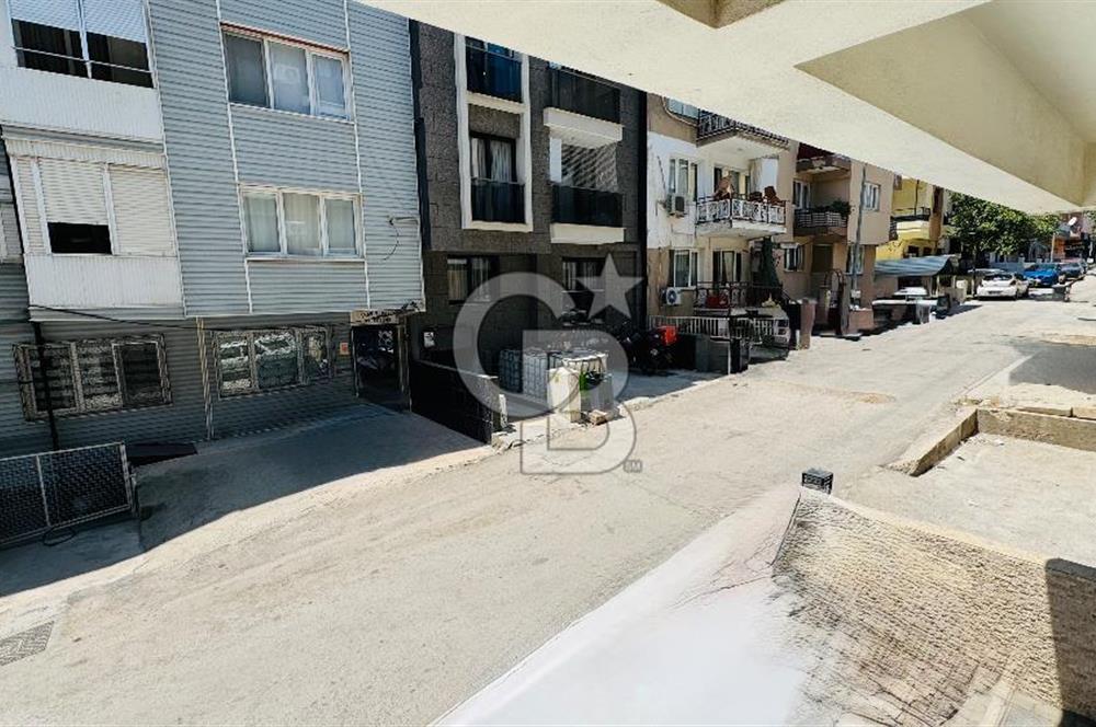 Buca Işçievleri Dicle Mahallesinde 2+1 Satılık Daire