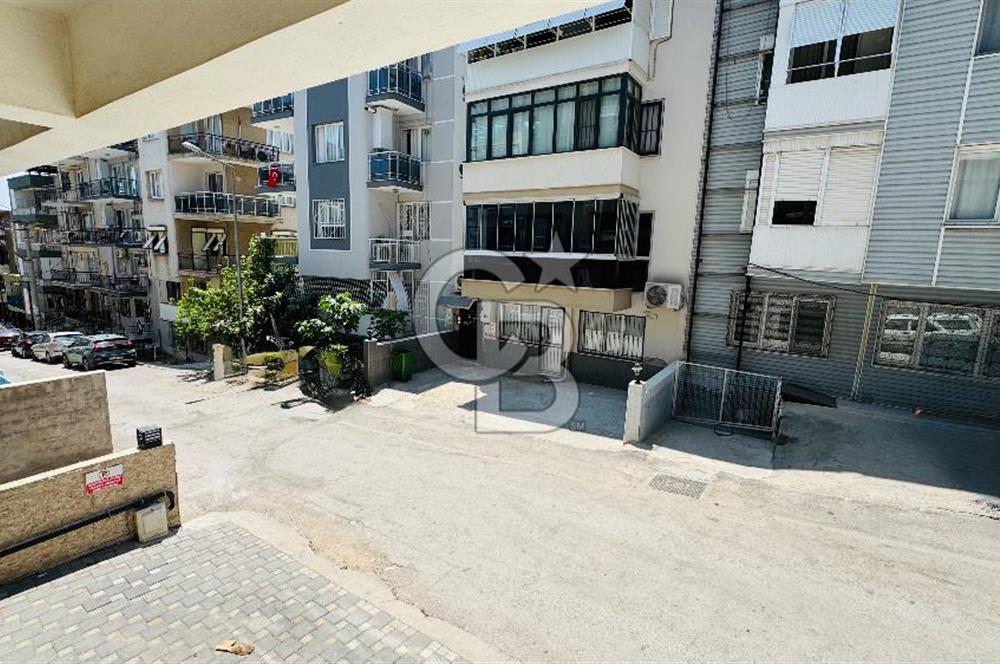 Buca Işçievleri Dicle Mahallesinde 2+1 Satılık Daire