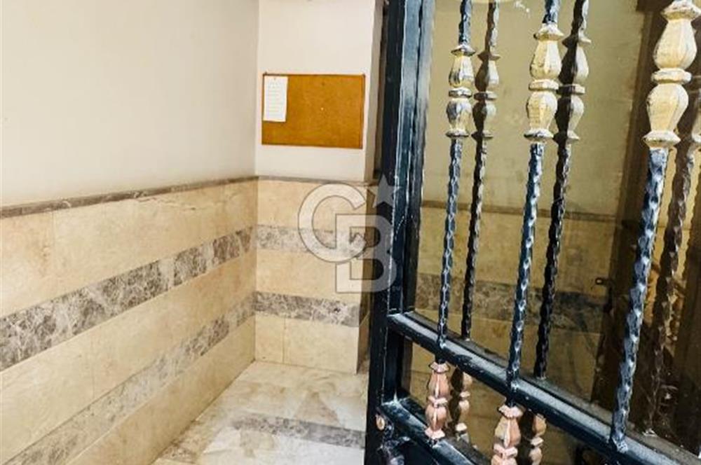 Buca Işçievleri Dicle Mahallesinde 2+1 Satılık Daire