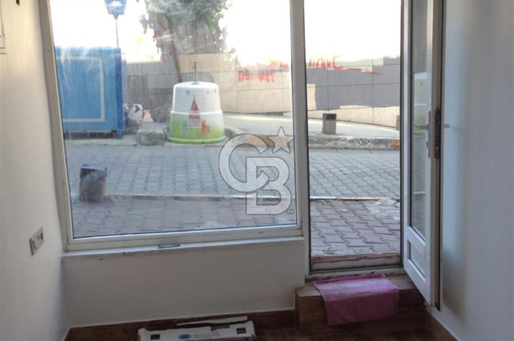 CİHANGİR CD. ADIM MESAFEDE, PEK ÇOK SEKTÖRE UYGUN KİRALIK DÜKKAN  